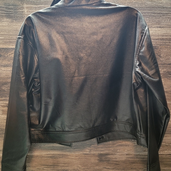Adyson Parker Cropped Faux Leather Jacket - Picture 4 of 4